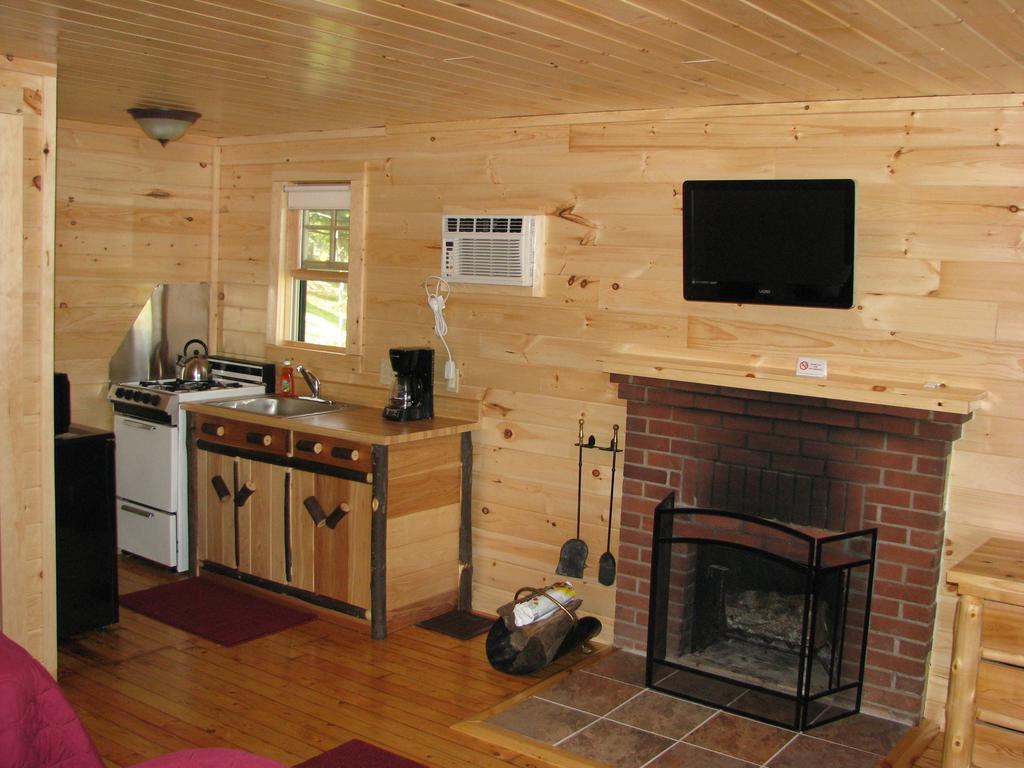 Pine Knoll Hotel Lakeside Lodge & Cabin Old Forge Eksteriør bilde