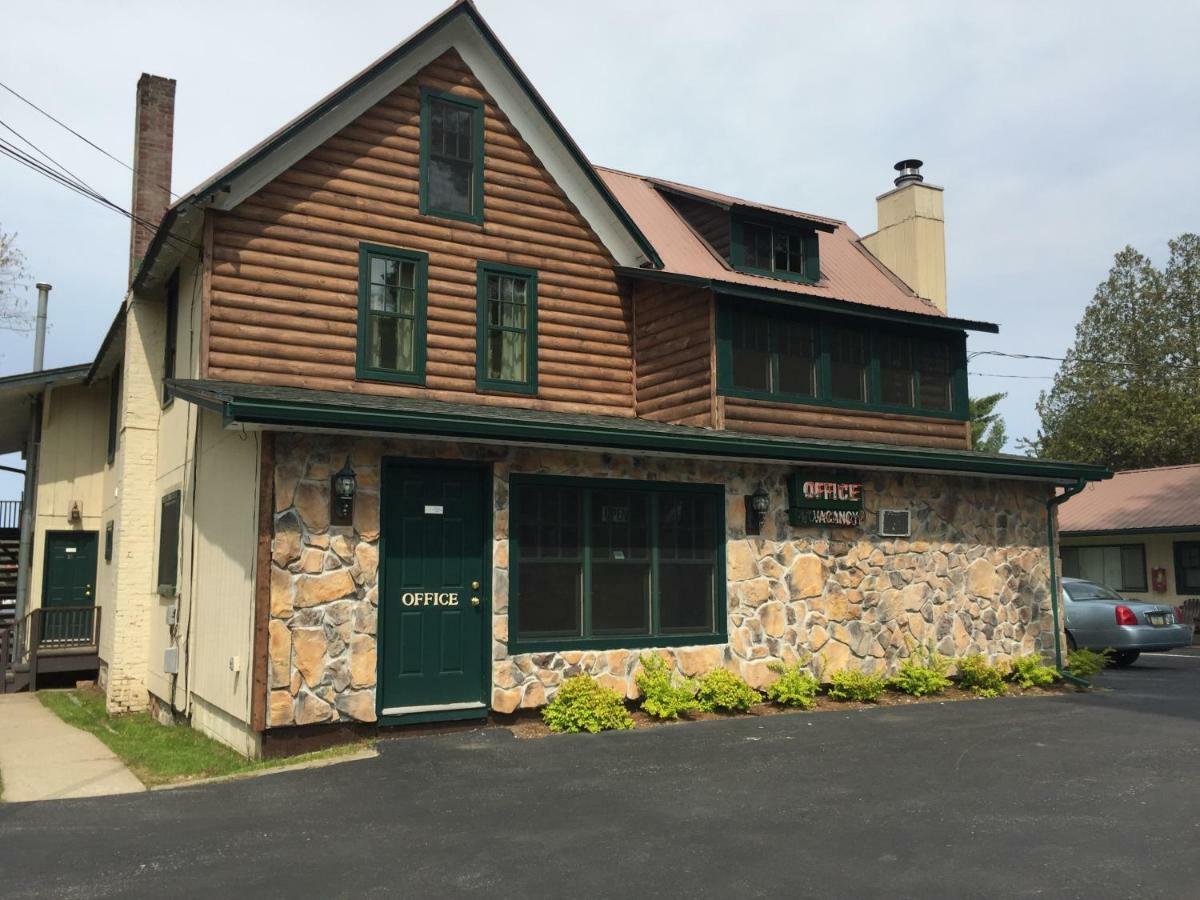 Pine Knoll Hotel Lakeside Lodge & Cabin Old Forge Eksteriør bilde