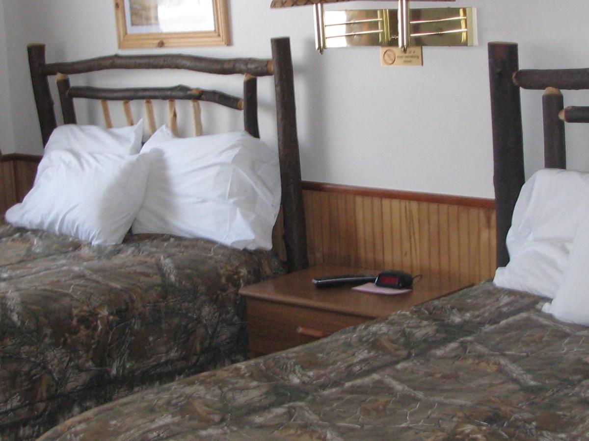 Pine Knoll Hotel Lakeside Lodge & Cabin Old Forge Rom bilde